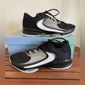 Nike Zoom Freak 4 Basketball Shoes USA Men 11/UK 10/EU 45(DJ6149-001)MSRP$130